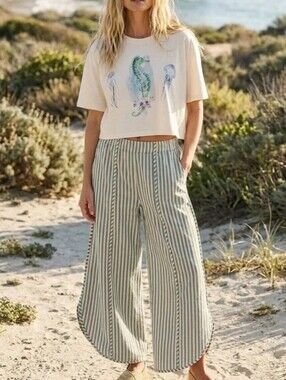 LovLov Green Striped Tulip Hem Pants